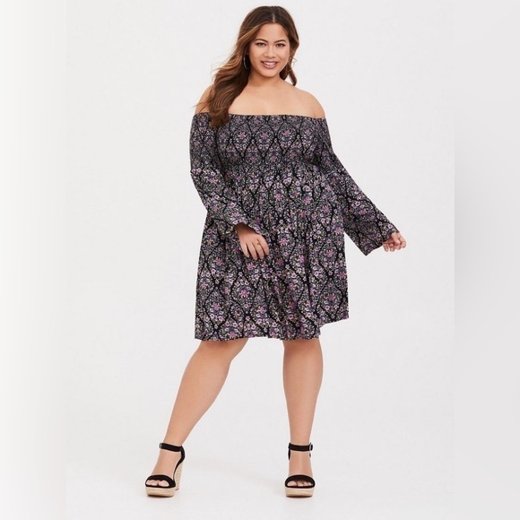 Torrid Mini Challis Off-Shoulder Skater Dress Size 2X - Picture 1 of 7